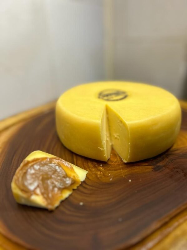 queijo meia cura canastra ( maturado ) beira da serra